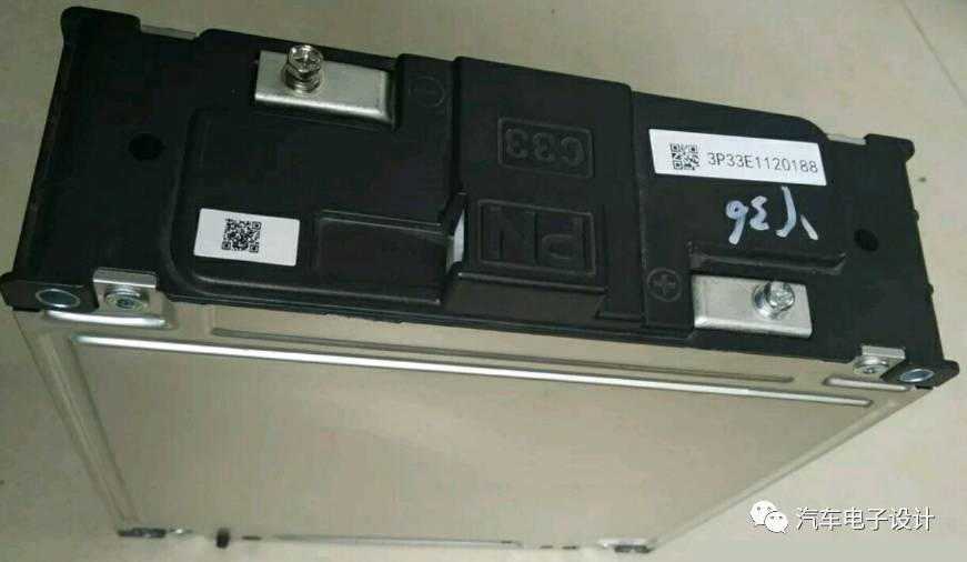 浅谈电动汽车充电机充电蓄电池成组的方法 浅谈电动汽车充电机充电蓄电池成组的方法