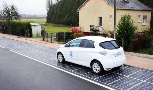 中国建的这条世界上承重最大的太阳能路途能否完成电动轿车边跑边充电的需求呢？